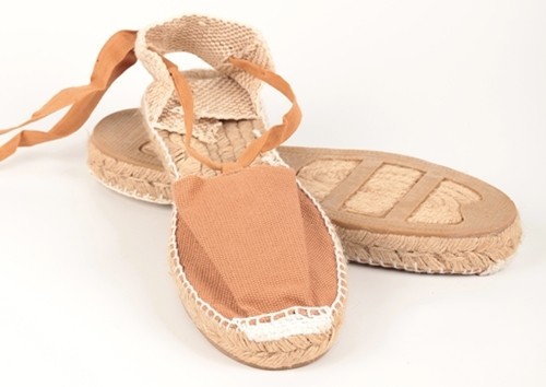 Alpargata plana con cintas mujer