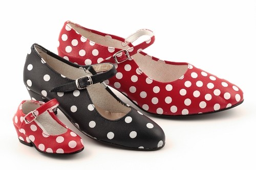 Zapatos de sevillana para niñas
