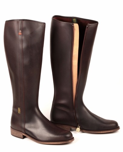 Bota de piel de tacón plano y cremallera (Mod. 290)