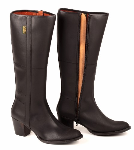 Bota de piel de tacón alto con cremallera (Mod. 444)