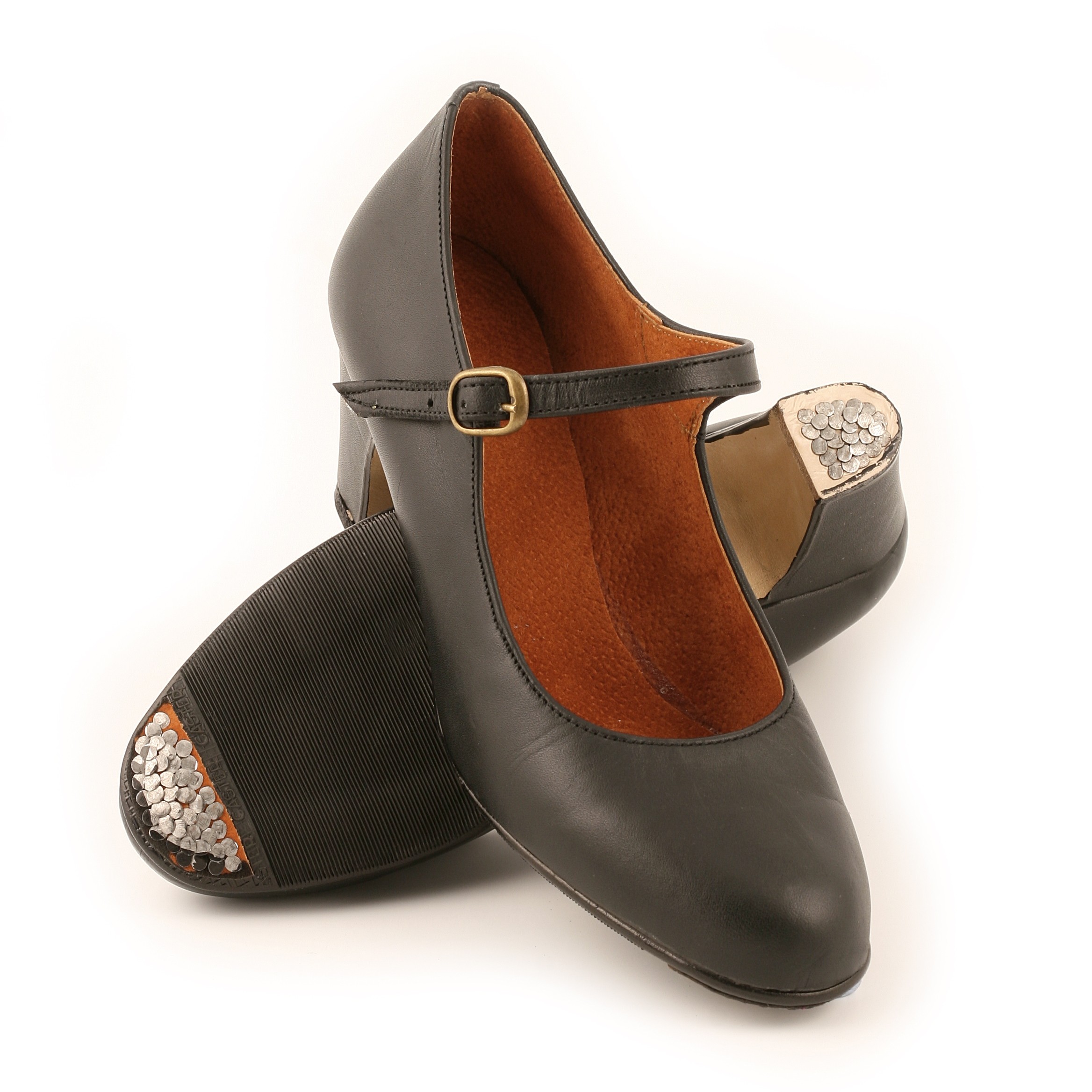 OUTLET - Zapato flamenco SEMI-PROFESIONAL piel con correa y claveteado